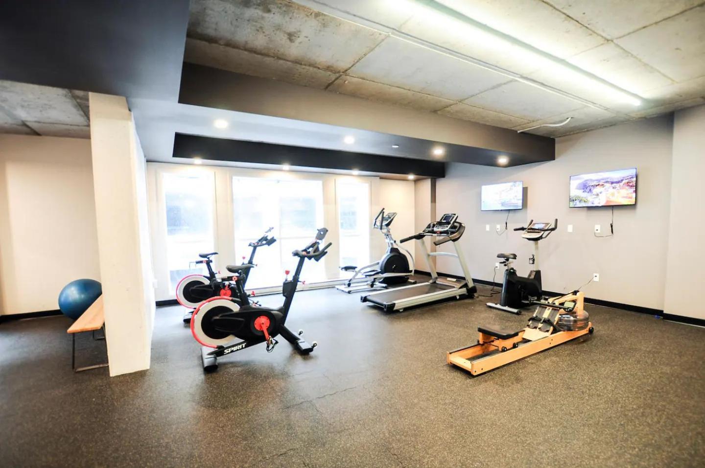 Quebec, Rustique Chic En Ville, Piscine Sur Le Toit Pour 2 A 6 Invites Zewnętrze zdjęcie